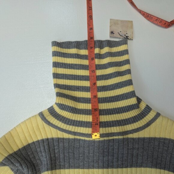 NWT LEI Size Junior XL Gray/Yellow Turtleneck Sweater - Picture 14 of 14